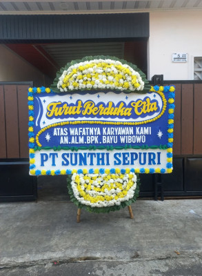 Papan Bunga Duka di Kosarek