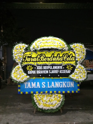 Papan Bunga Duka di Kosarek